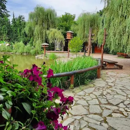 Srub Ranch Na Hranici Orman Evi