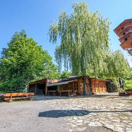 Srub Ranch Na Hranici 롯지 *