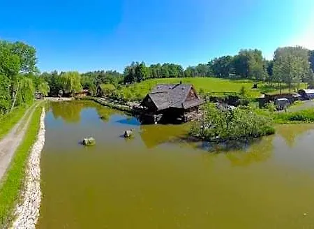Srub Ranch Na Hranici Orman Evi