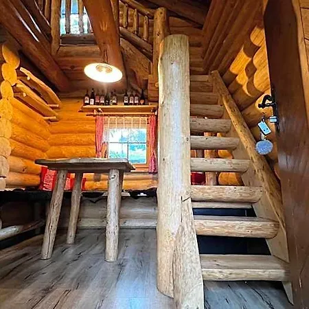 Srub Ranch Na Hranici Baska